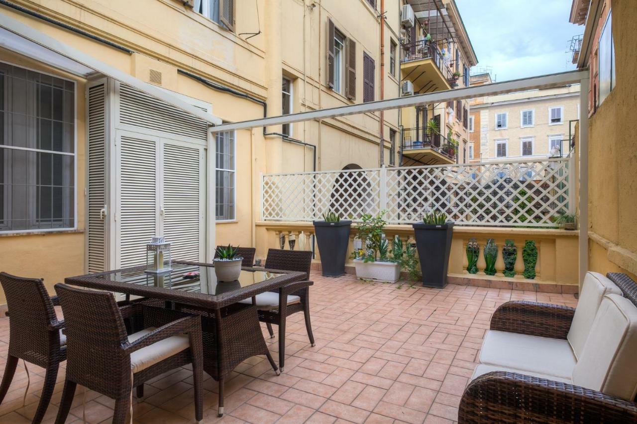 Апартаменты La Terrazza A San Pietro Рим Экстерьер фото